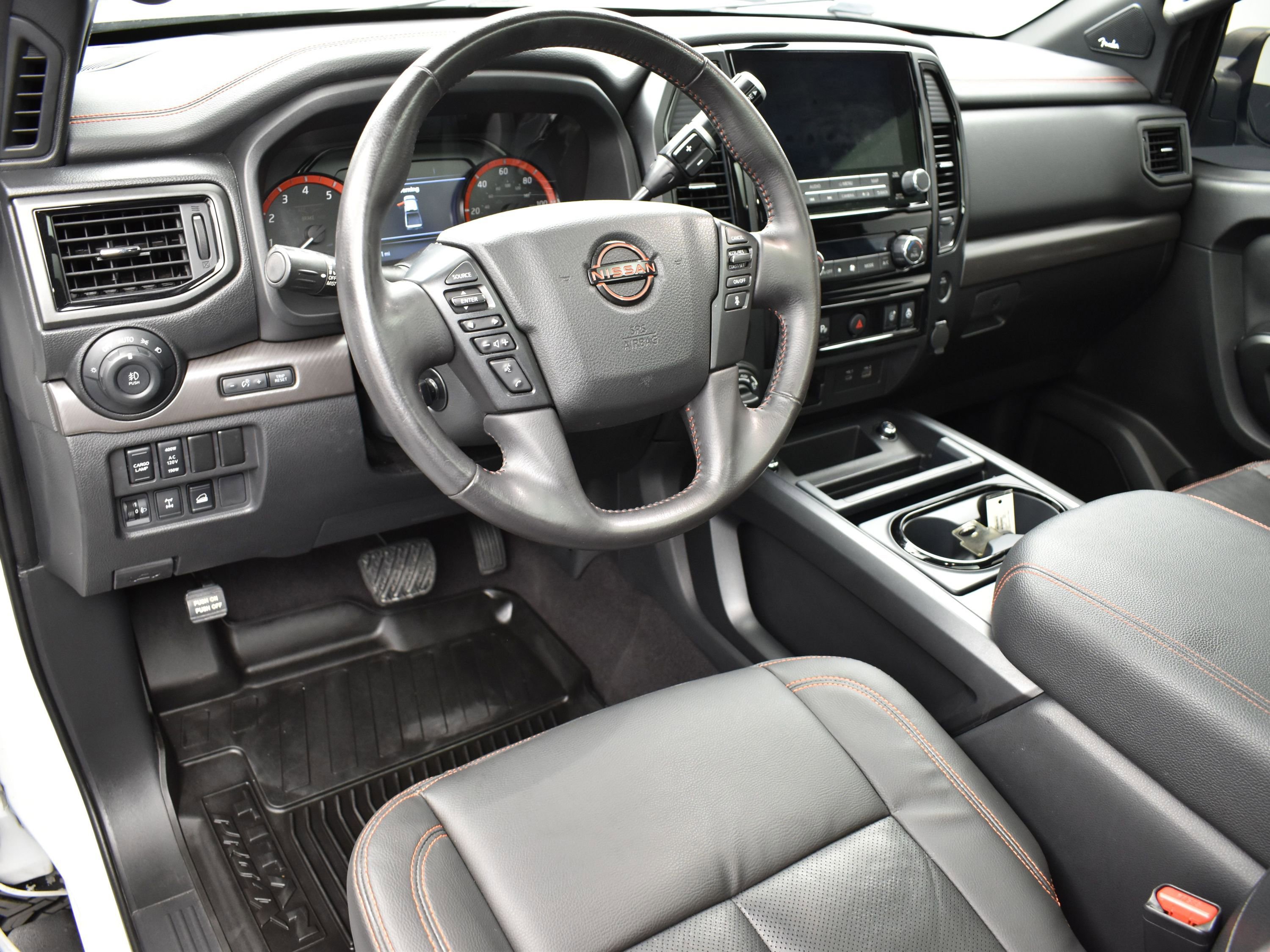 Used 2023 Nissan Titan PRO-4X w/ Pro-4x Convenience Package image 21
