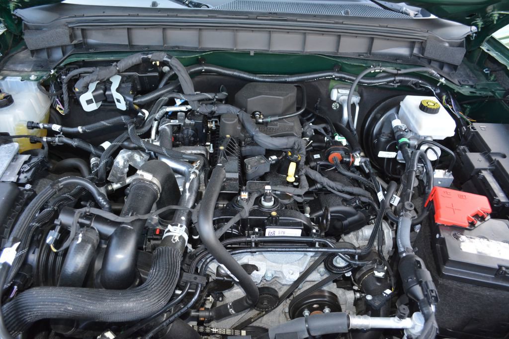 Used 2024 Ford Bronco Black Diamond AWD/4WD image 13