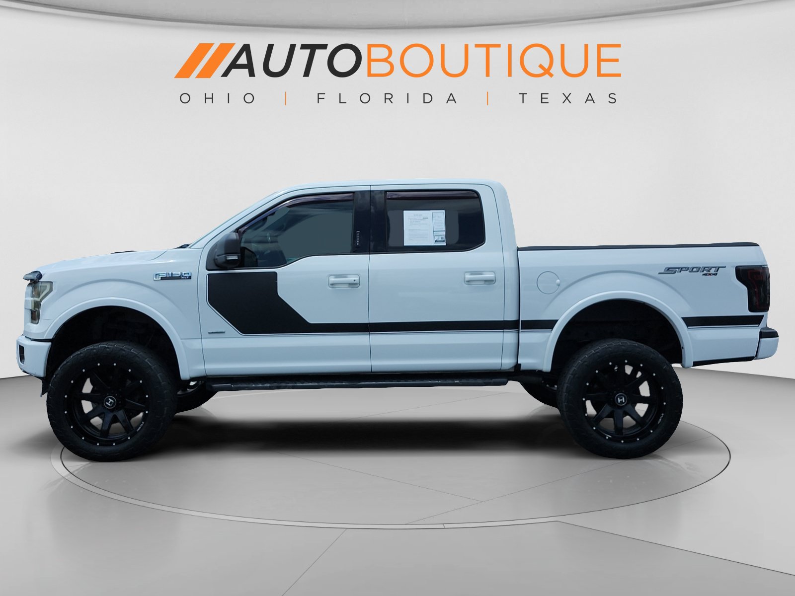 Used 2017 Ford F150 XLT w/ Equipment Group 302A Luxury AWD/4WD image 2