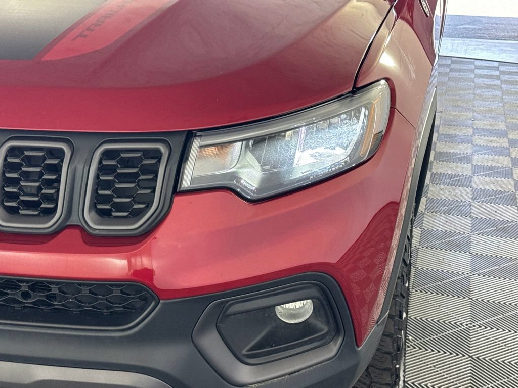 Certified 2025 Jeep Compass Trailhawk AWD/4WD image 41