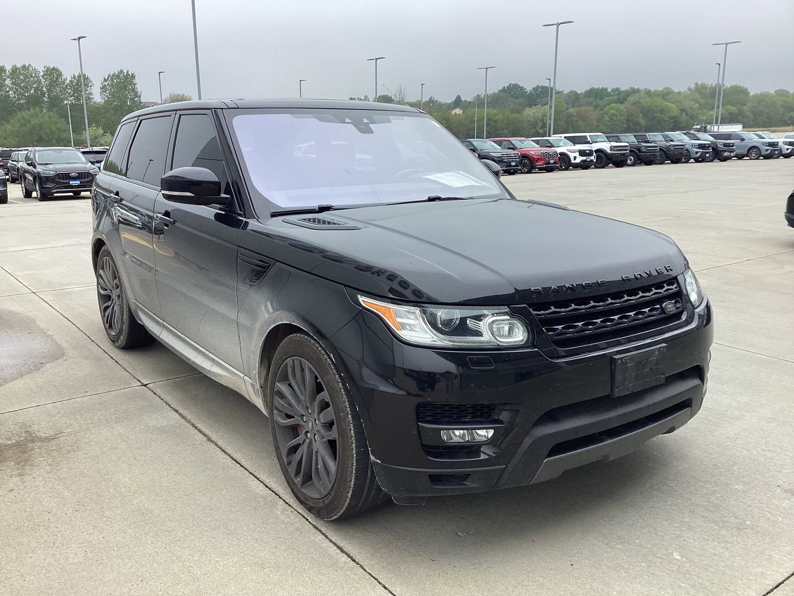 Used 2017 Land Rover Range Rover Sport Supercharged AWD/4WD image 4