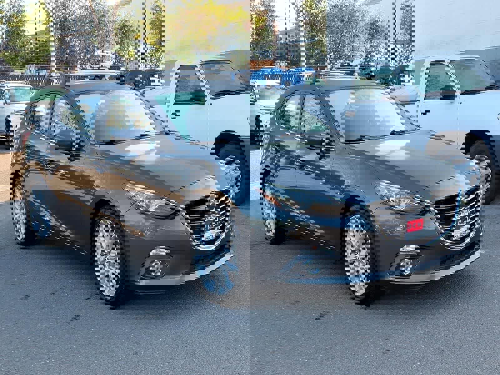 Used 2014 MAZDA MAZDA3 s Grand Touring w/ Technology Package FWD image 3