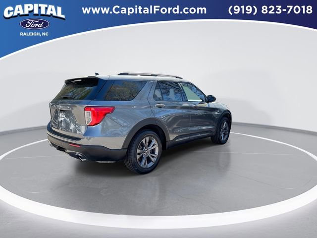Used 2023 Ford Explorer XLT w/ Equipment Group 202A AWD/4WD image 8
