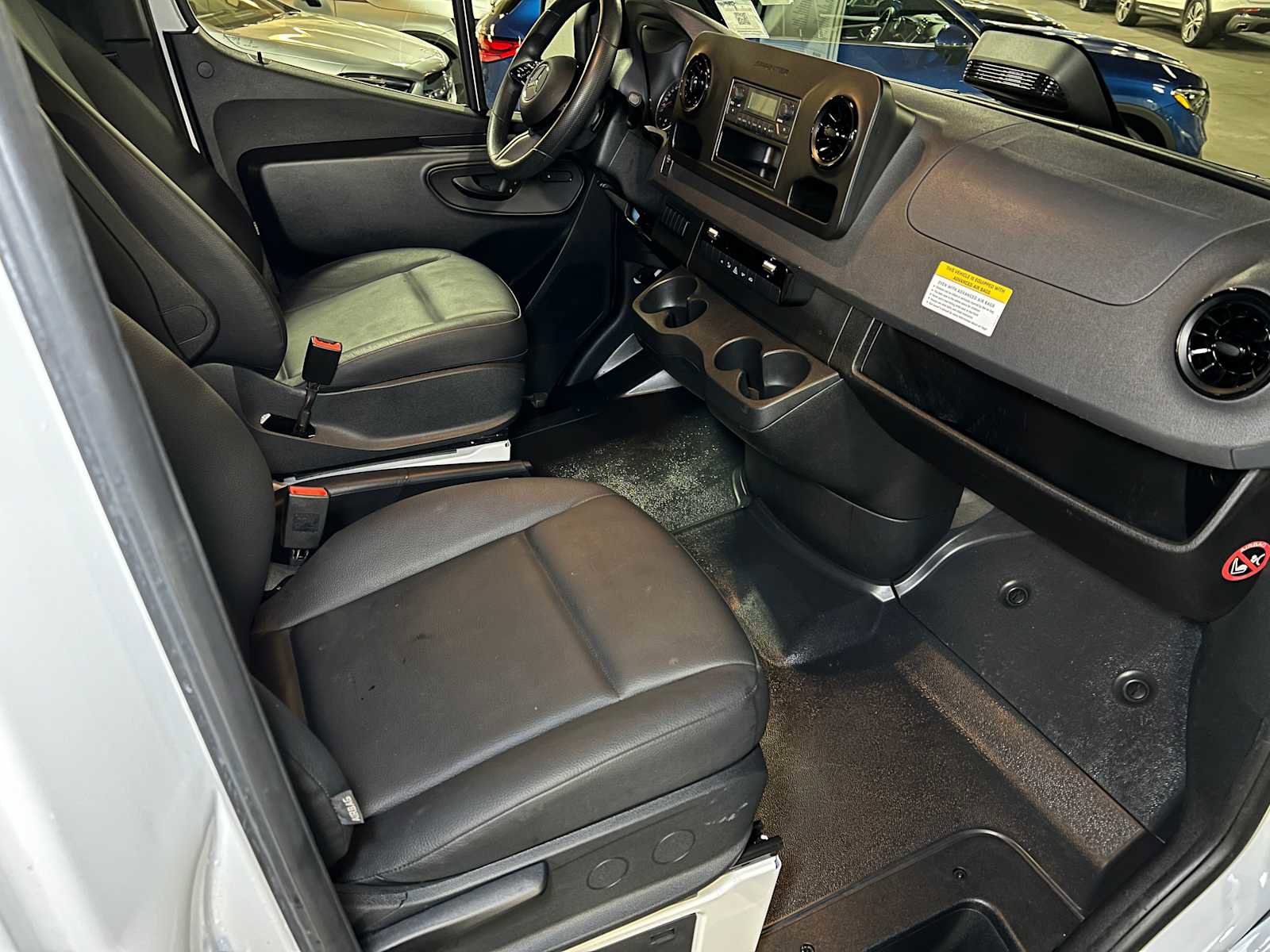 Used 2025 Mercedes-Benz Sprinter 2500 image 11
