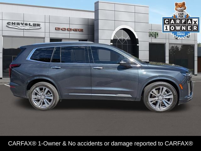 Used 2023 Cadillac XT6 Premium Luxury w/ Technology Package image 2