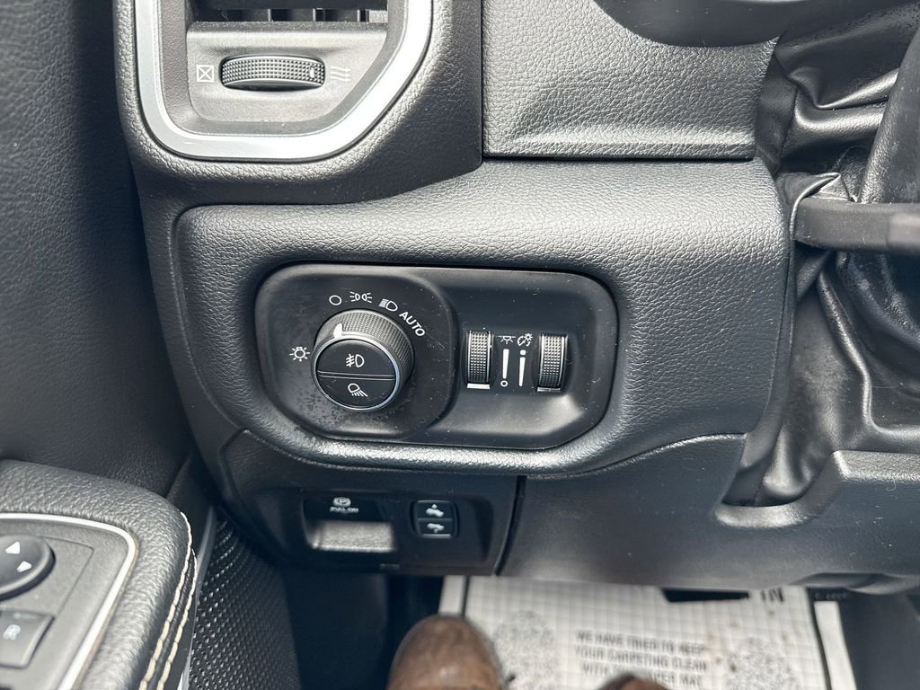 Used 2022 RAM 1500 Laramie image 18