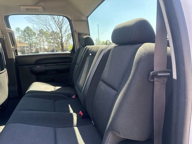 Used 2014 GMC Sierra 2500 SLE w/ SLE Preferred Package AWD/4WD image 17