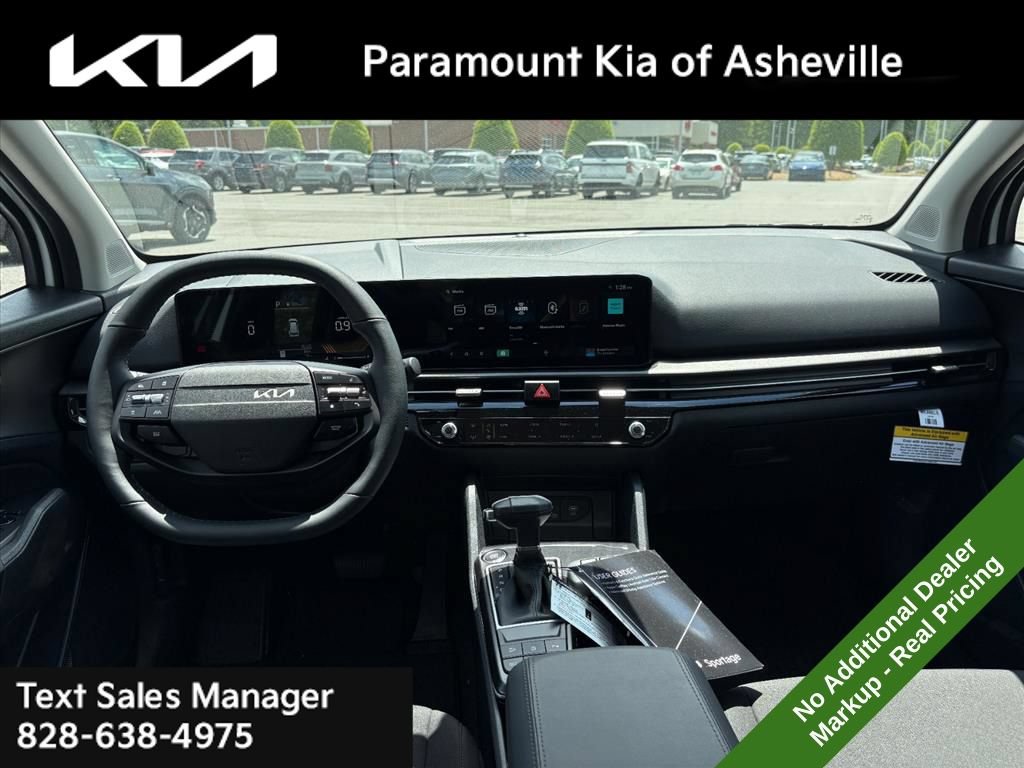 New 2026 Kia Sportage LX AWD/4WD image 8