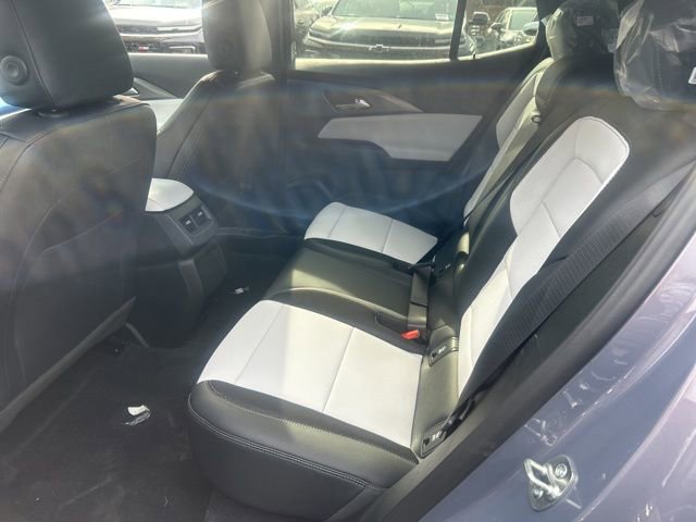 New 2026 Chevrolet Equinox EV LT AWD/4WD image 13