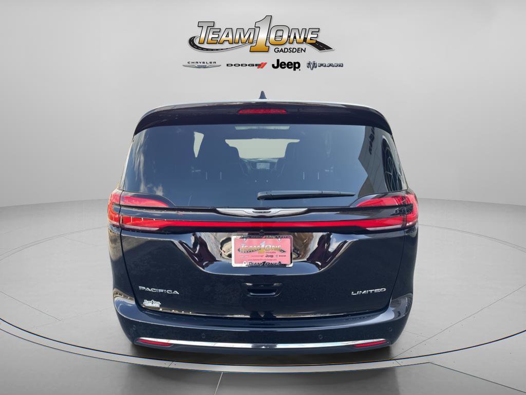 New 2026 Chrysler Pacifica Limited image 7