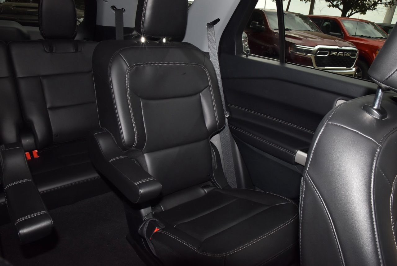 Certified 2023 Ford Explorer XLT w/ Equipment Group 202A RWD image 22