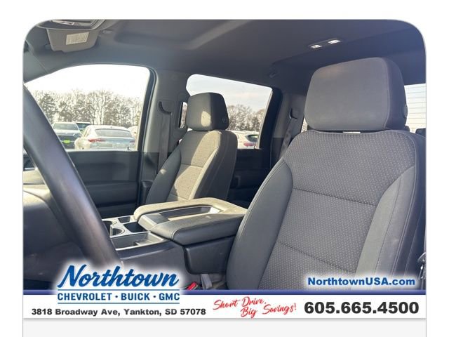 Used 2021 Chevrolet Silverado 2500 Custom w/ Custom Value Package image 35