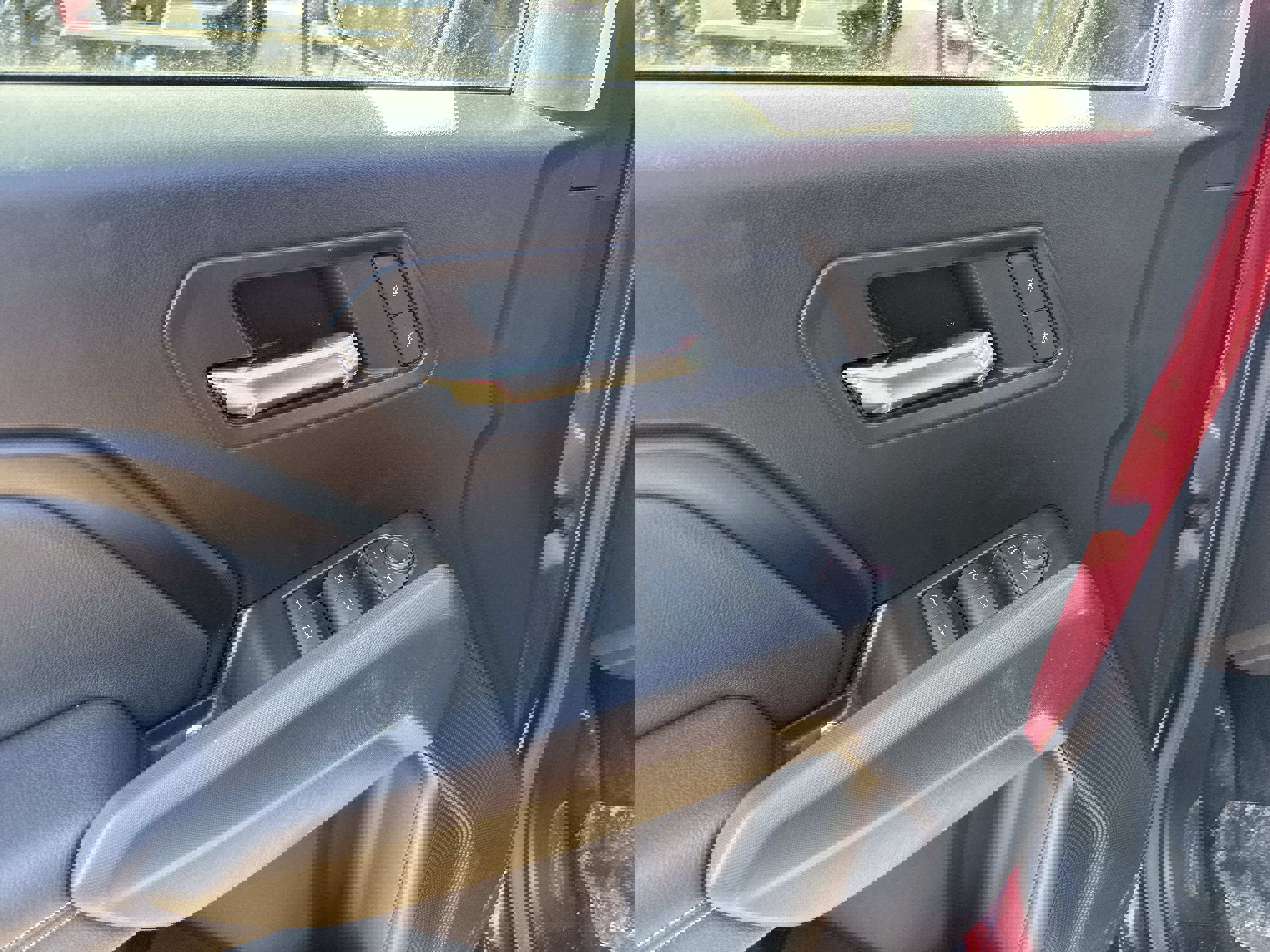 New 2026 GMC Canyon Elevation w/ Convenience Package image 12