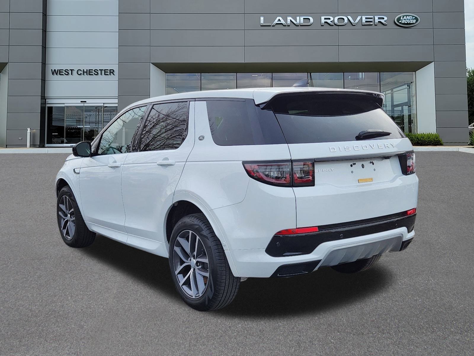 Certified 2024 Land Rover Discovery Sport S image 3
