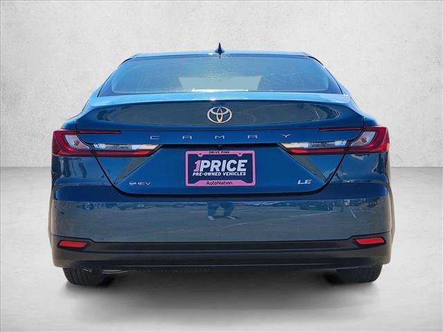 Used 2025 Toyota Camry LE image 7