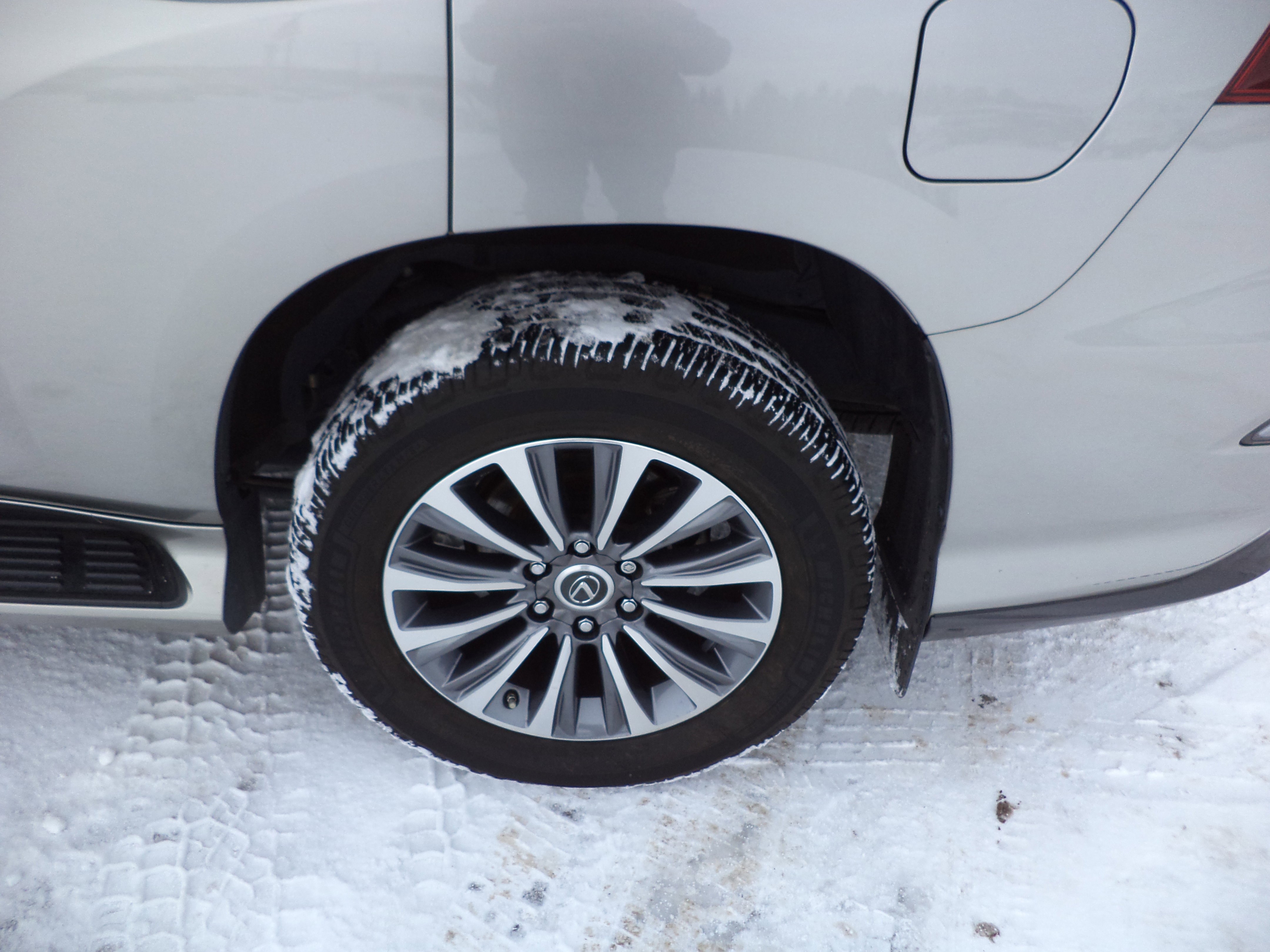 Used 2021 Lexus GX 460 Luxury w/ Sport Design Package image 4