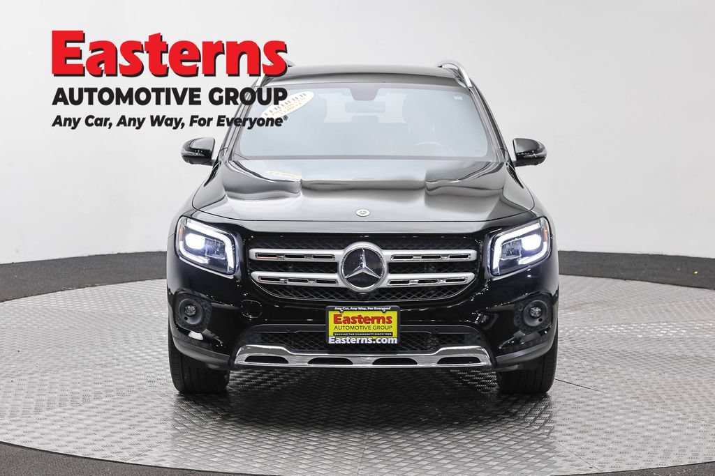 Used 2022 Mercedes-Benz GLB 250 4MATIC w/ Premium Package Lite image 2