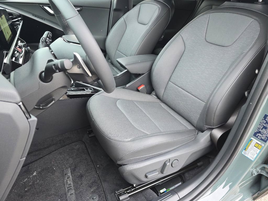 New 2025 Kia Niro Wave w/ Wave Preserve Package image 23