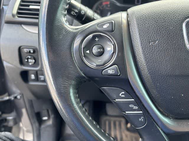 Used 2017 Honda Ridgeline RTL-T image 11