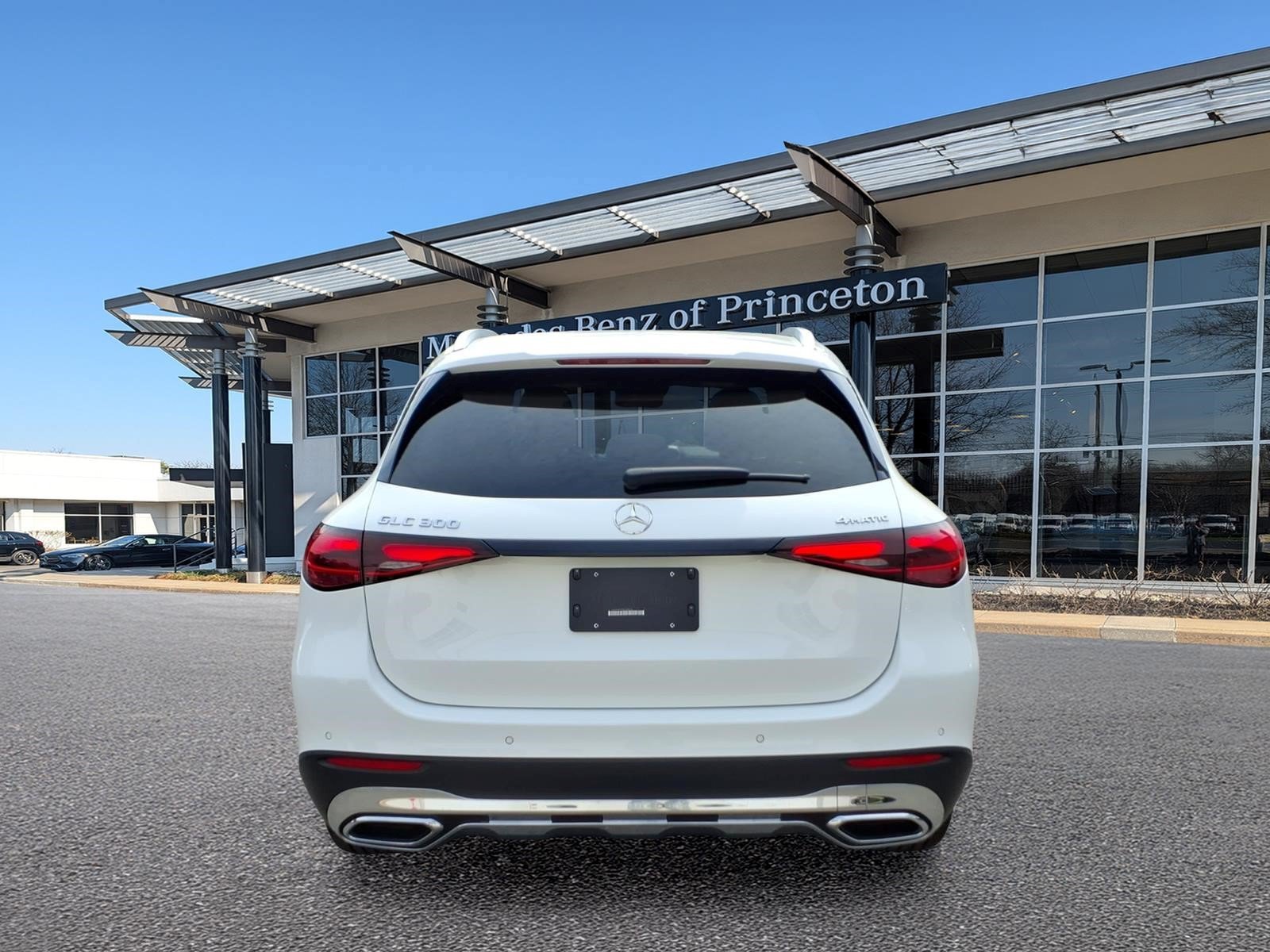 Certified 2023 Mercedes-Benz GLC 300 4MATIC image 4
