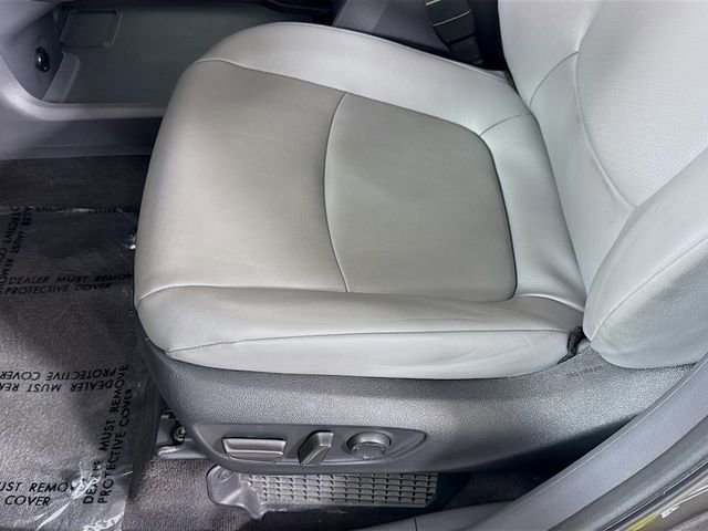 Certified 2024 Toyota Sienna XLE FWD image 18