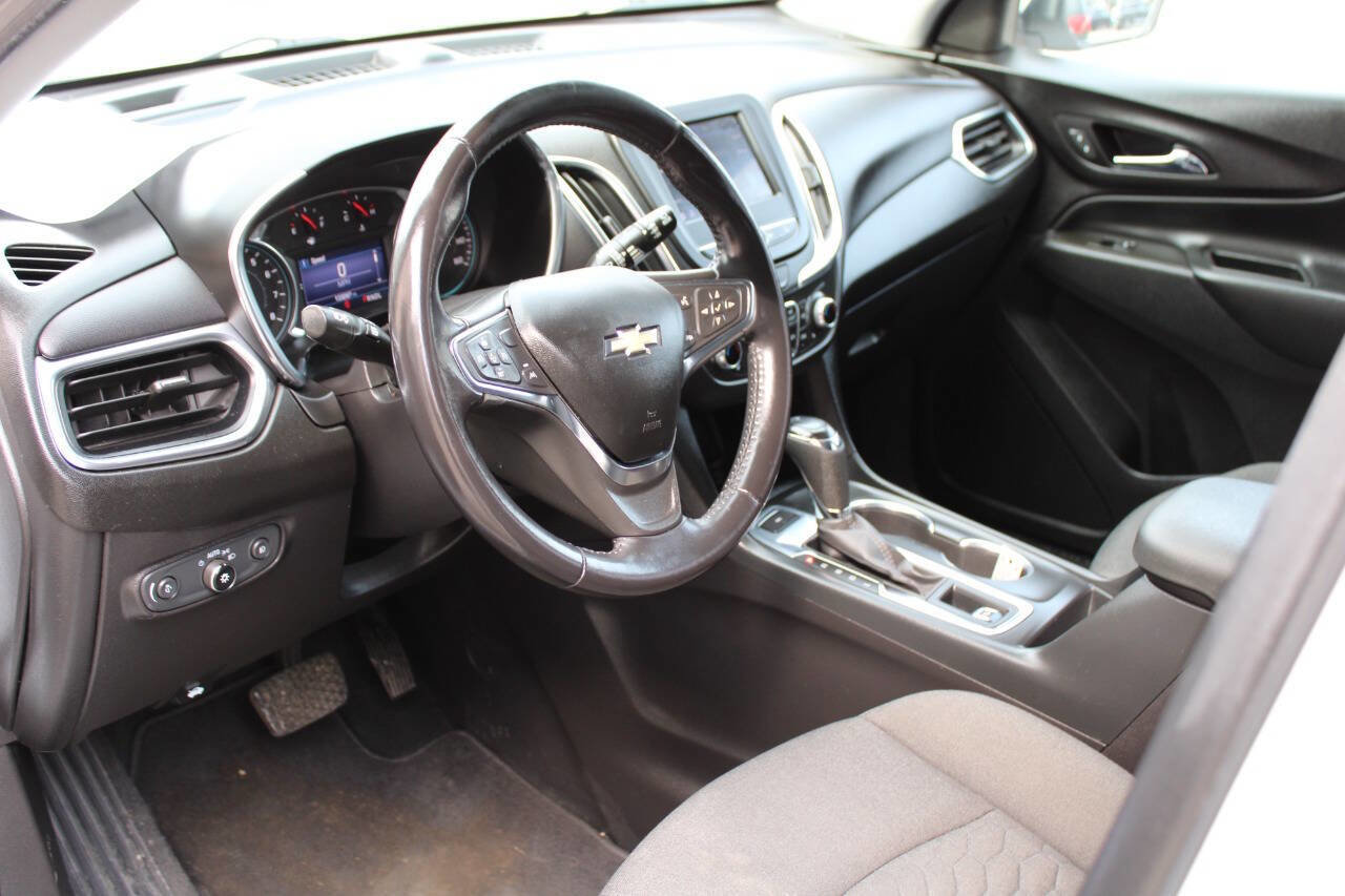 Used 2021 Chevrolet Equinox LT image 16