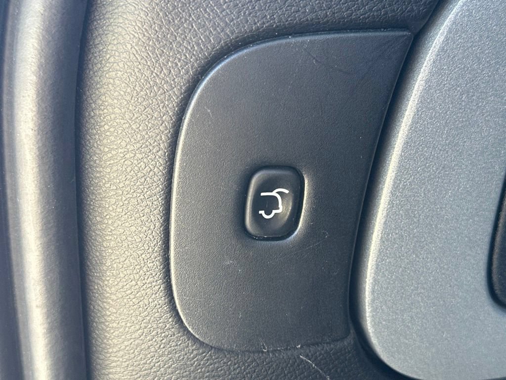 Used 2014 Jeep Cherokee Latitude w/ Comfort/Convenience Group AWD/4WD image 10