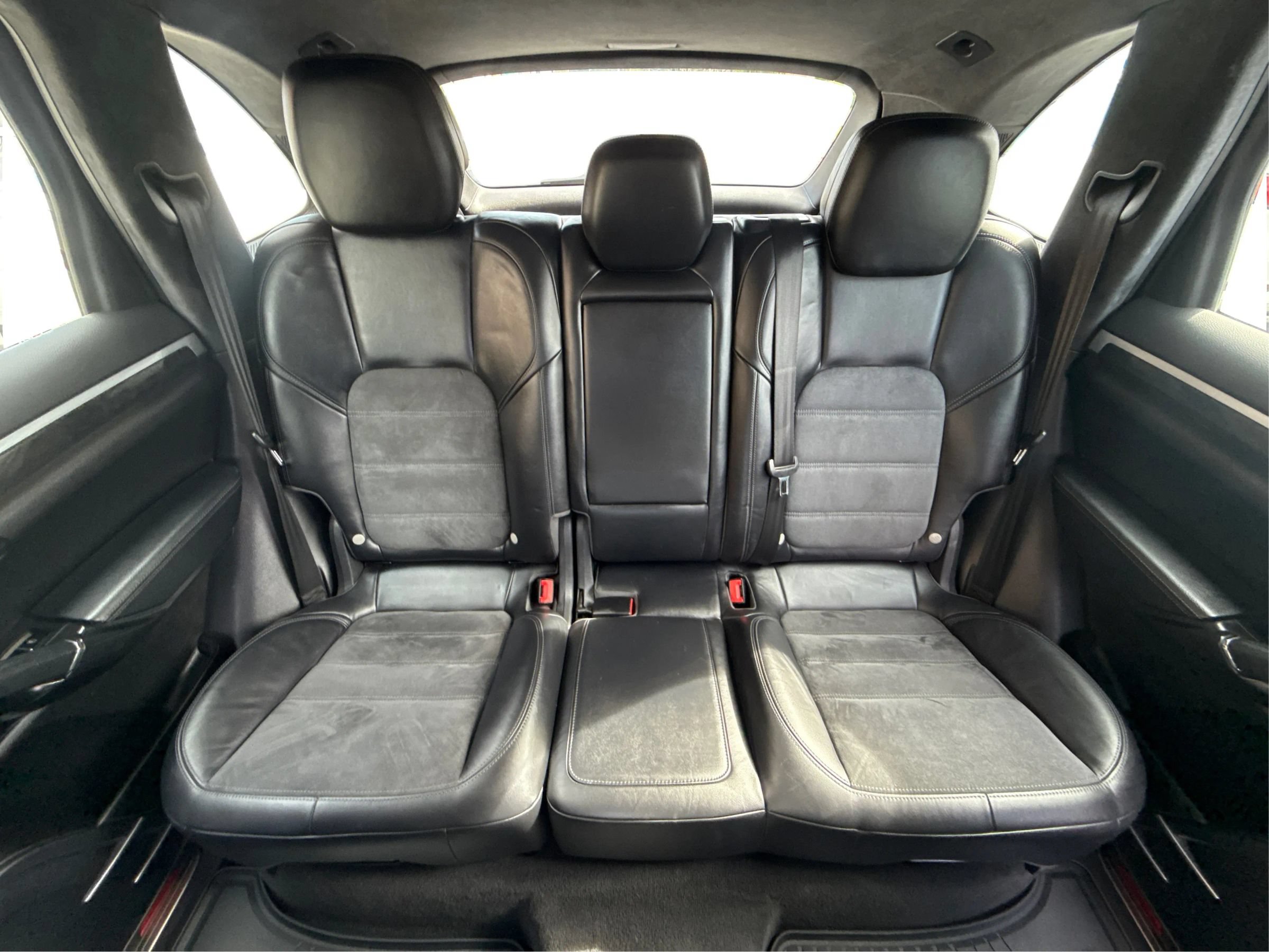 Used 2014 Porsche Cayenne GTS AWD/4WD image 15