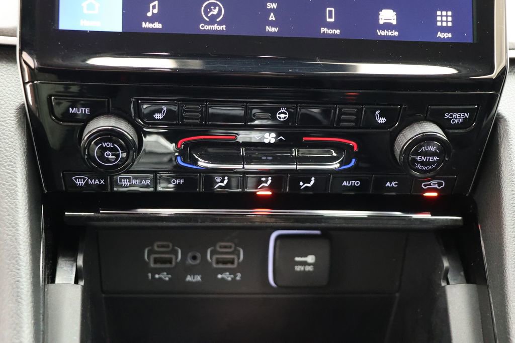 Used 2023 Jeep Grand Cherokee Limited image 24