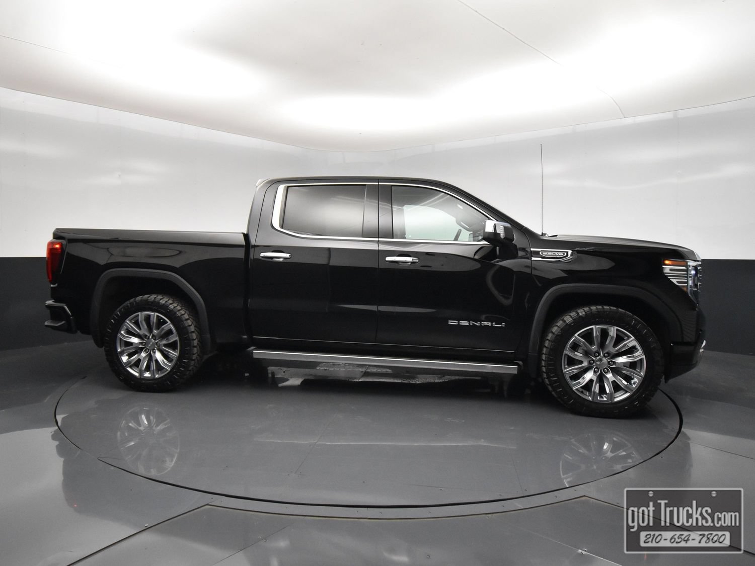 Used 2022 GMC Sierra 1500 Denali w/ Denali Reserve Package AWD/4WD image 51