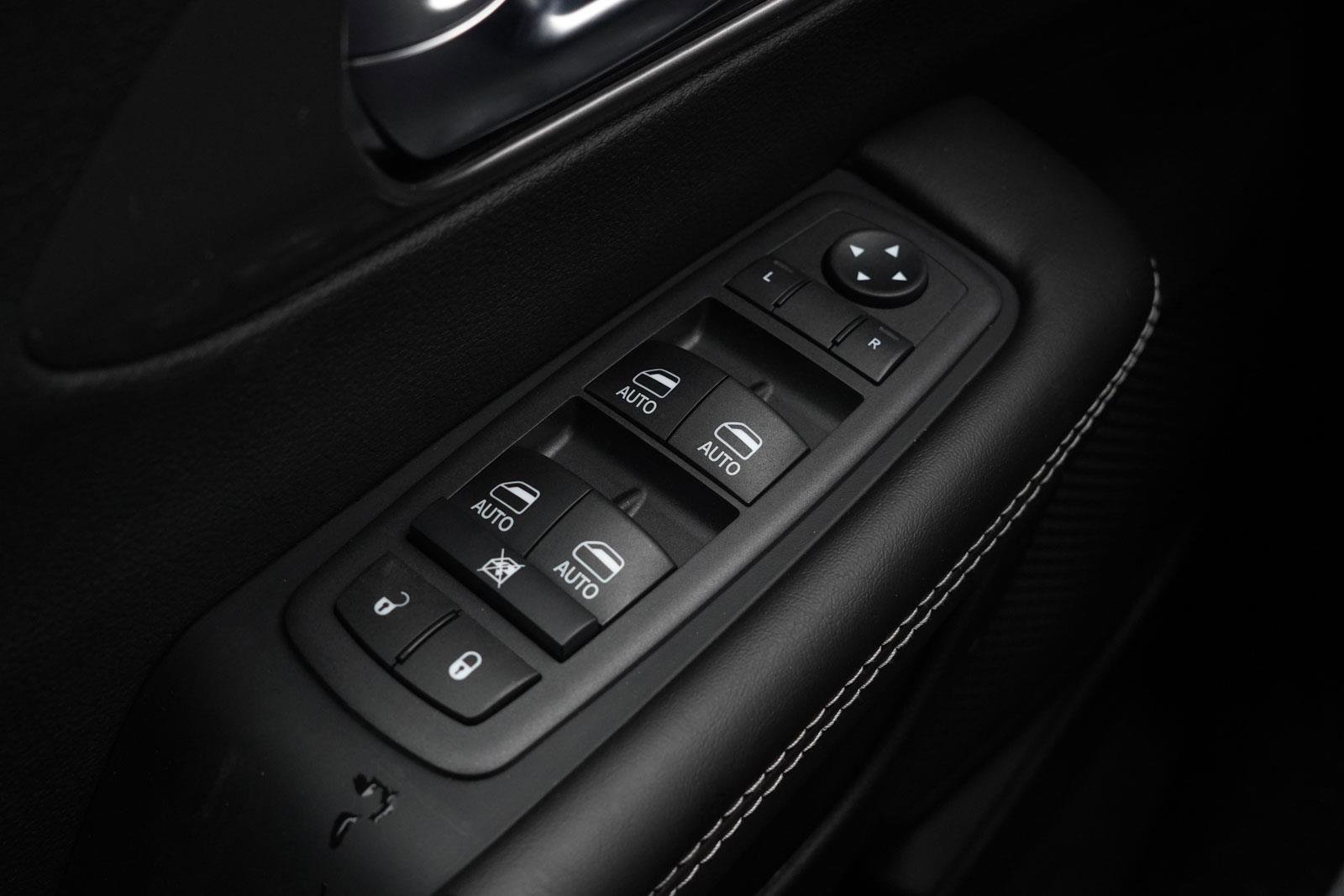 New 2026 Chrysler Pacifica Select w/ S Appearance Package image 20