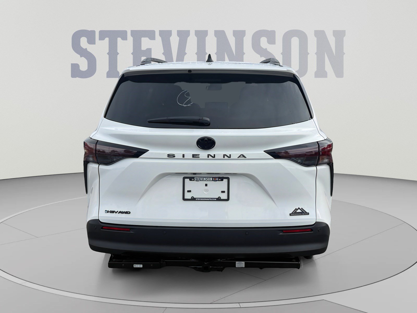 New 2026 Toyota Sienna XLE Woodland Edition AWD/4WD image 4