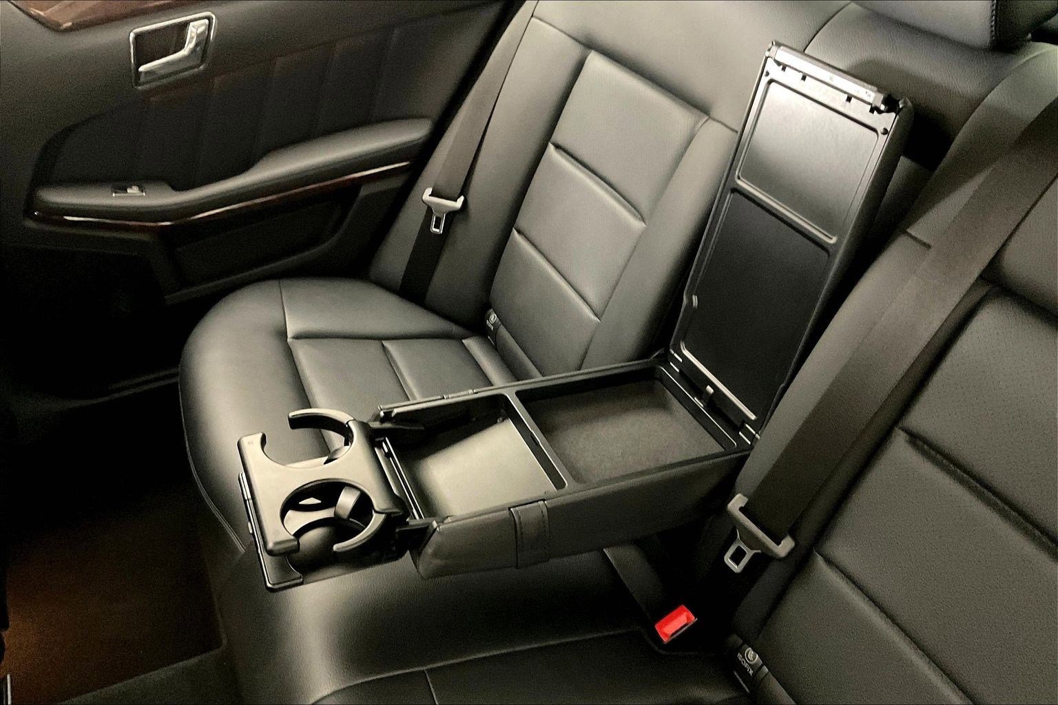 Used 2011 Mercedes-Benz E 350 4MATIC Sedan image 39