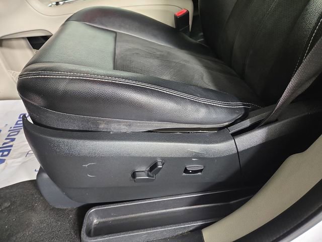 Used 2019 Dodge Grand Caravan SXT image 28