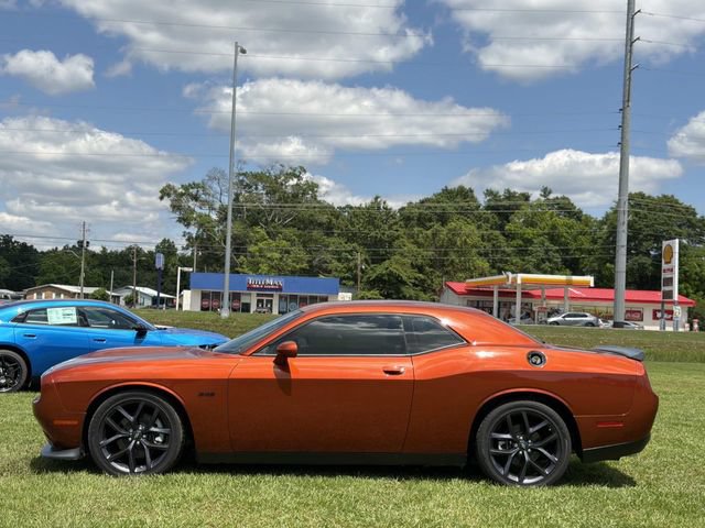 Used 2023 Dodge Challenger R/T w/ Blacktop Package RWD image 13