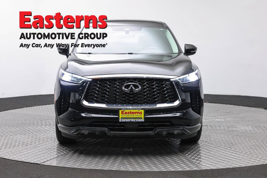 Used 2023 INFINITI QX60 Pure AWD/4WD image 2
