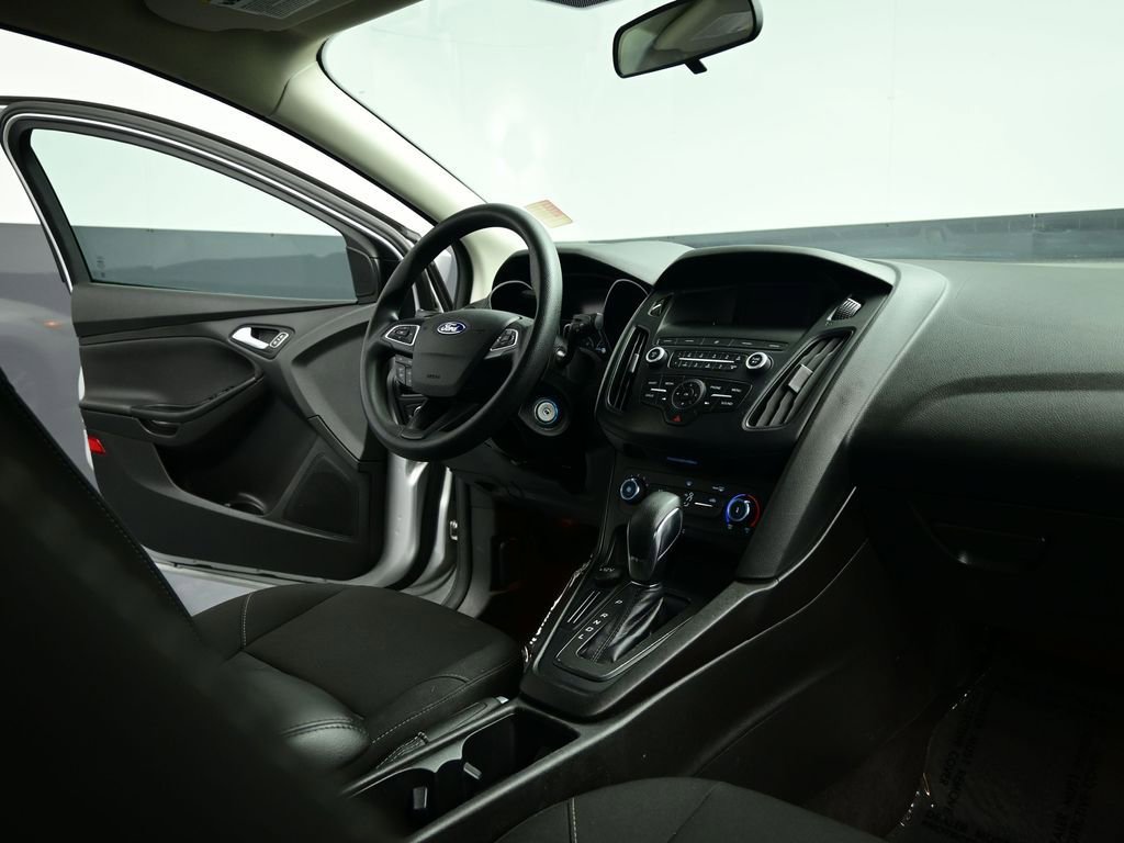 Used 2018 Ford Focus SE image 62