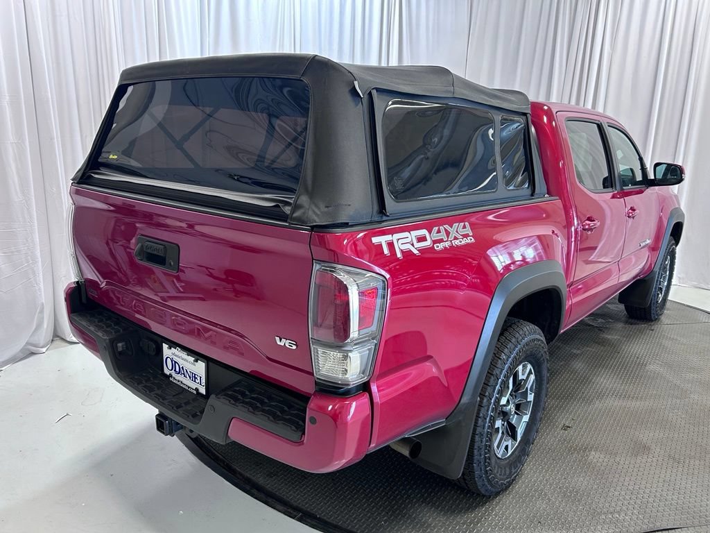 Used 2023 Toyota Tacoma TRD Off-Road w/ Technology Package AWD/4WD image 27