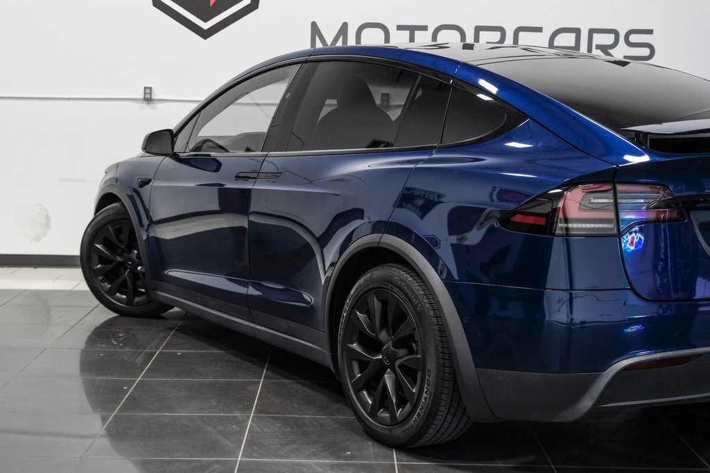 Used 2022 Tesla Model X image 15