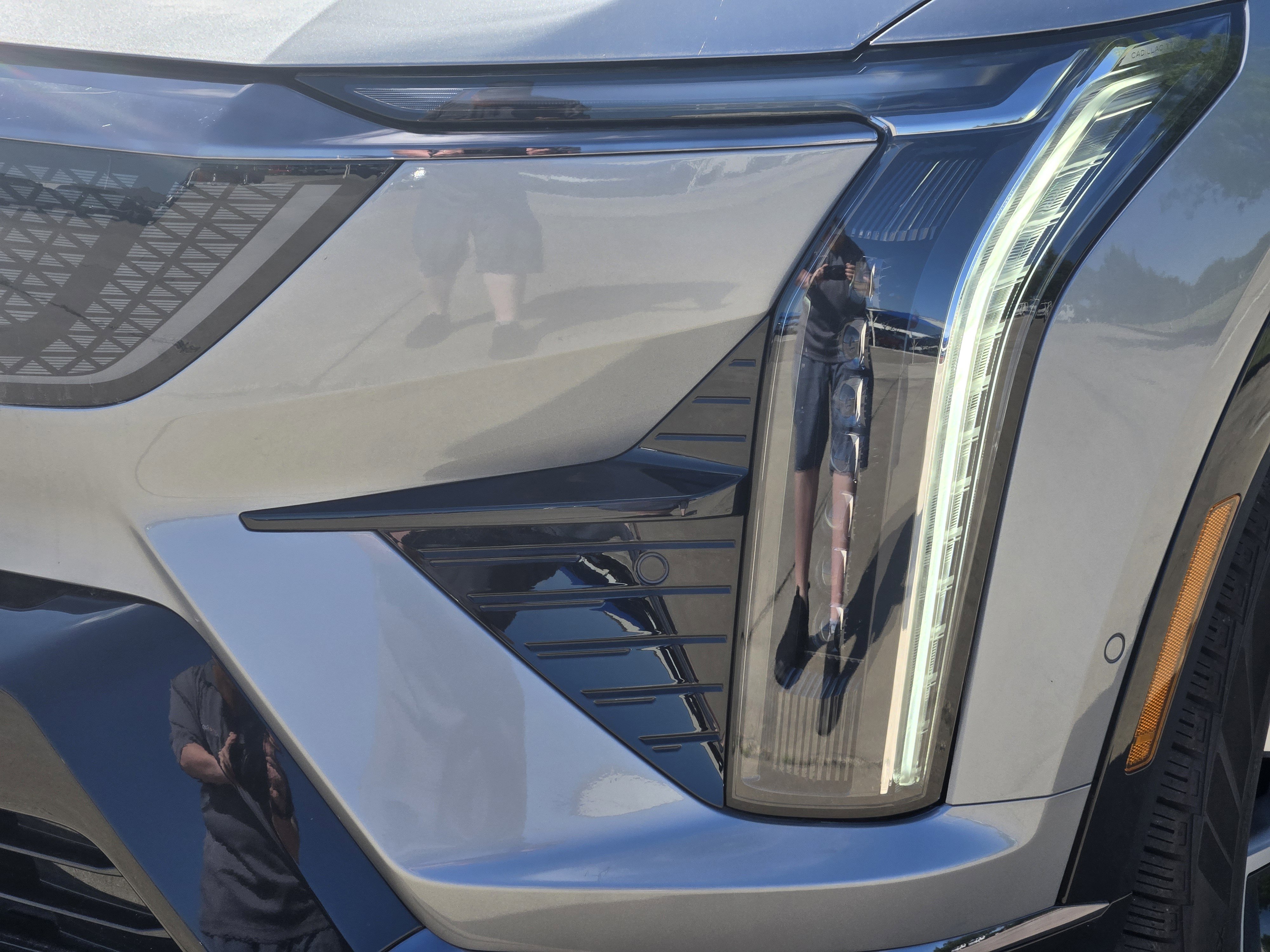 New 2025 Cadillac Optiq Sport 1 image 6