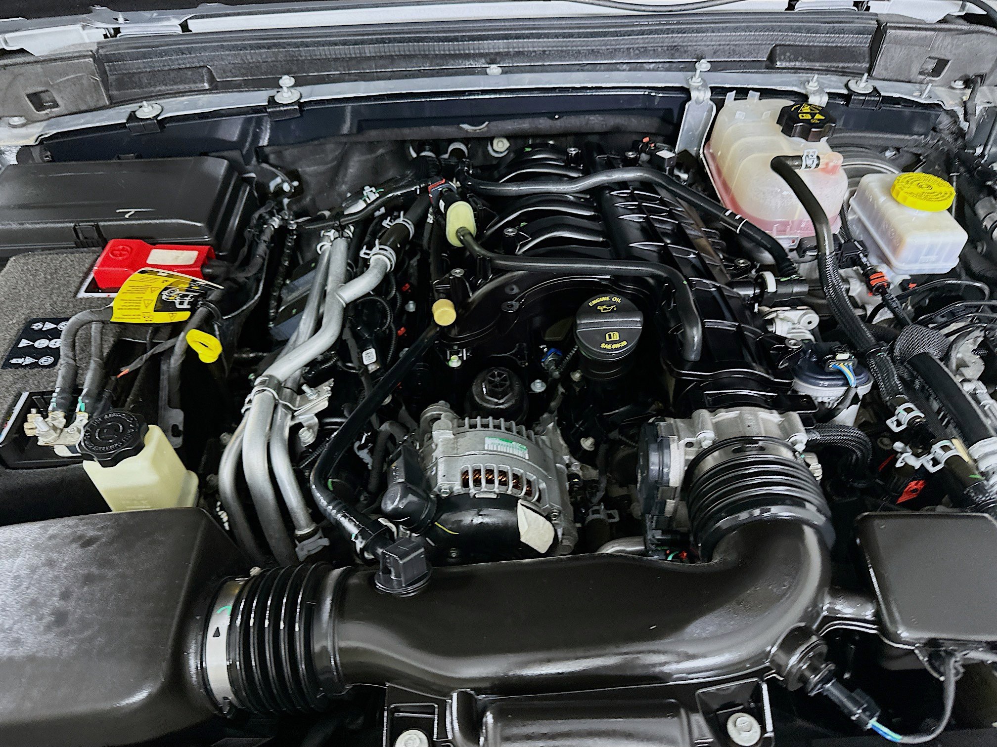 Used 2022 Jeep Wrangler Sport S image 30