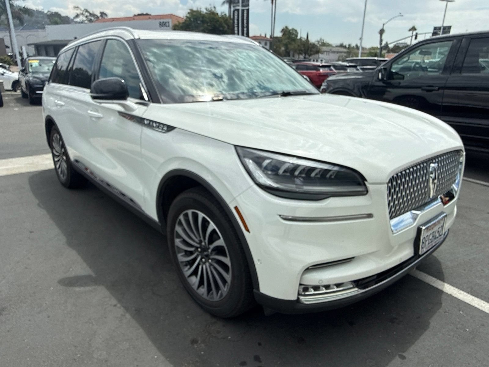Used 2020 Lincoln Aviator Reserve w/ Equipment Group 201A AWD/4WD image 3