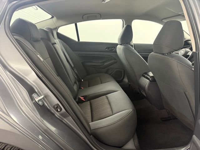 Used 2025 Nissan Altima 2.5 S image 12