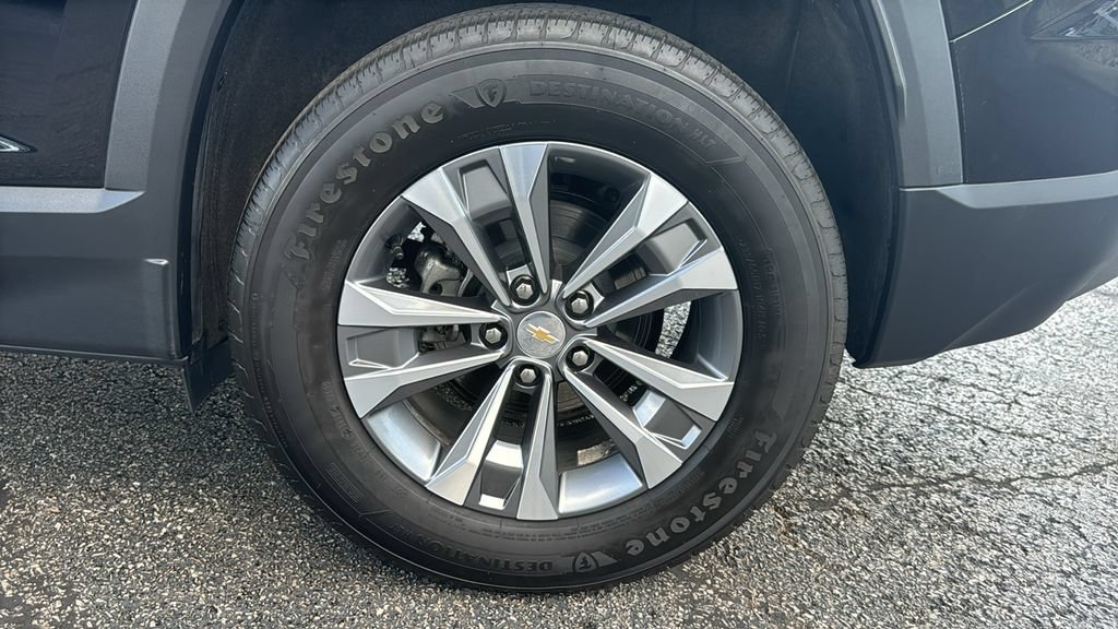 Used 2026 Chevrolet Equinox LT FWD image 10