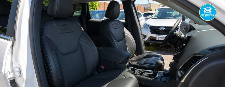 Used 2019 Jeep Cherokee Overland w/ Technology Group AWD/4WD image 7