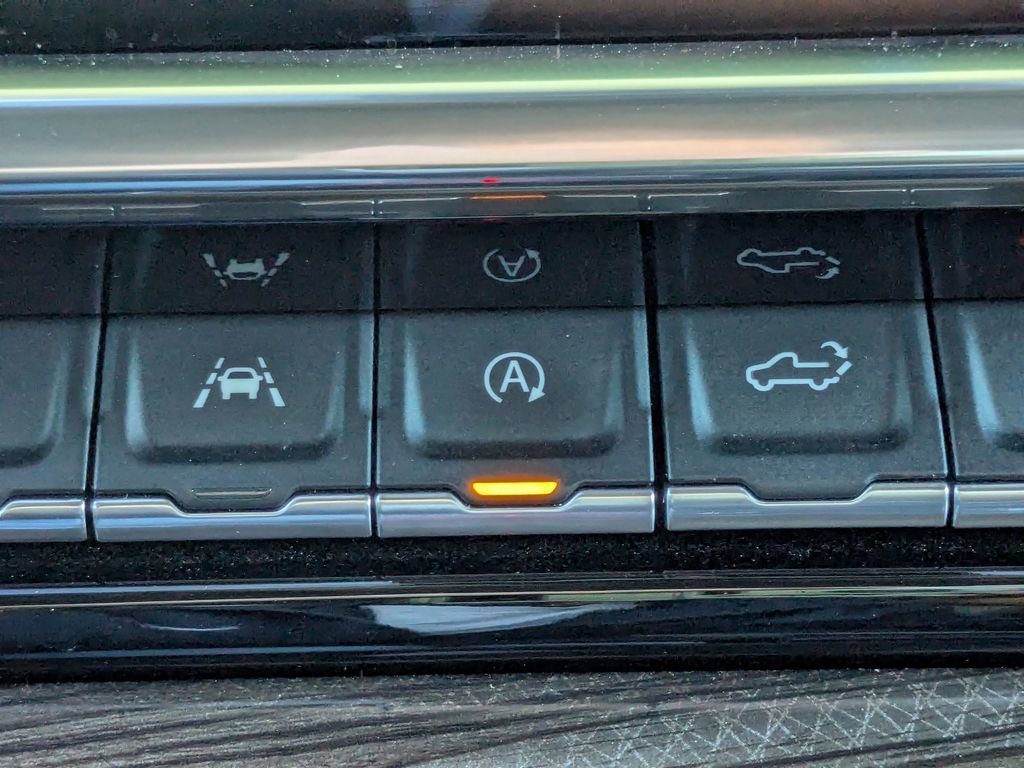 Certified 2023 Chevrolet Silverado 1500 LT Trail Boss w/ Convenience Package II image 28