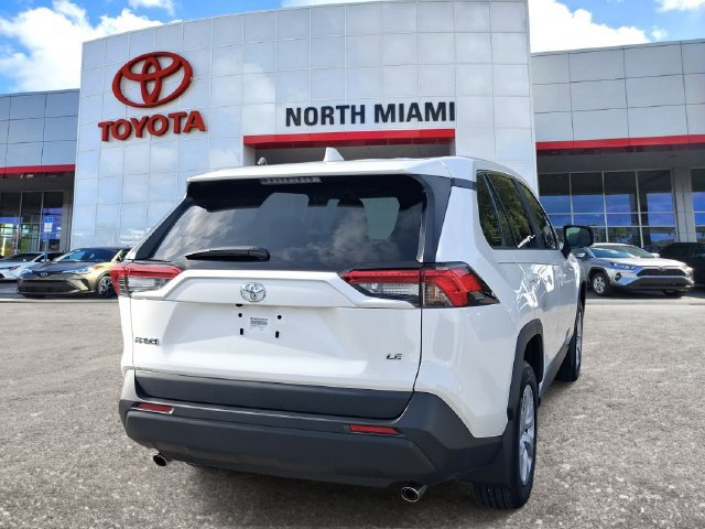Used 2025 Toyota RAV4 LE FWD image 4
