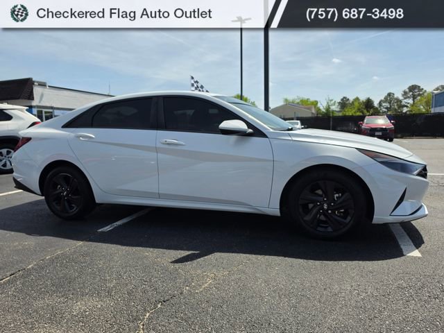 Used 2022 Hyundai Elantra SEL w/ Convenience Package image 10