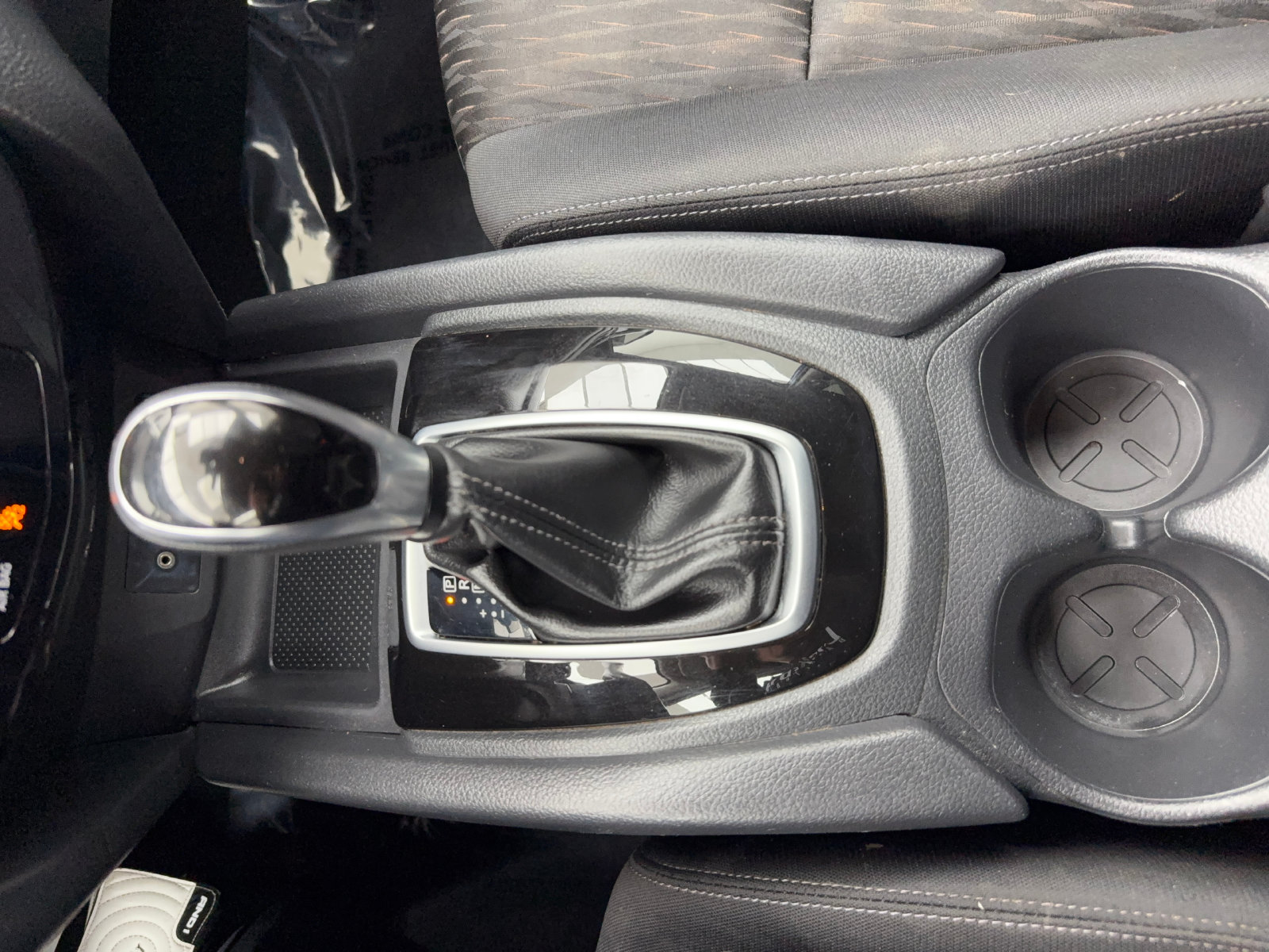 Used 2019 Nissan Rogue SV FWD image 20
