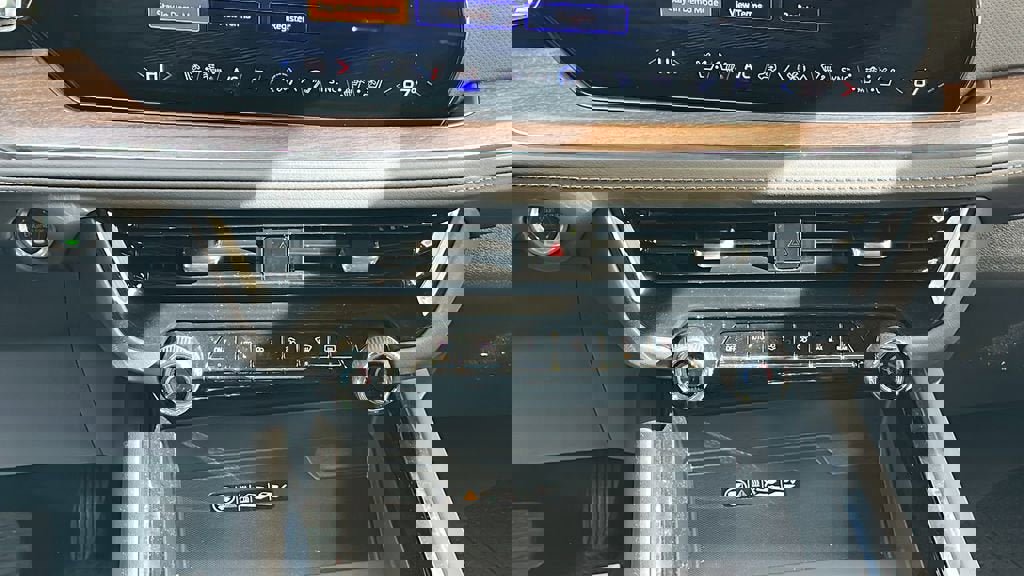 New 2026 Chevrolet Tahoe High Country image 21